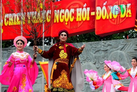 Город Хошимин отметил 228-ую годовшину со дня победы под Нгокхой - Донгда - ảnh 1